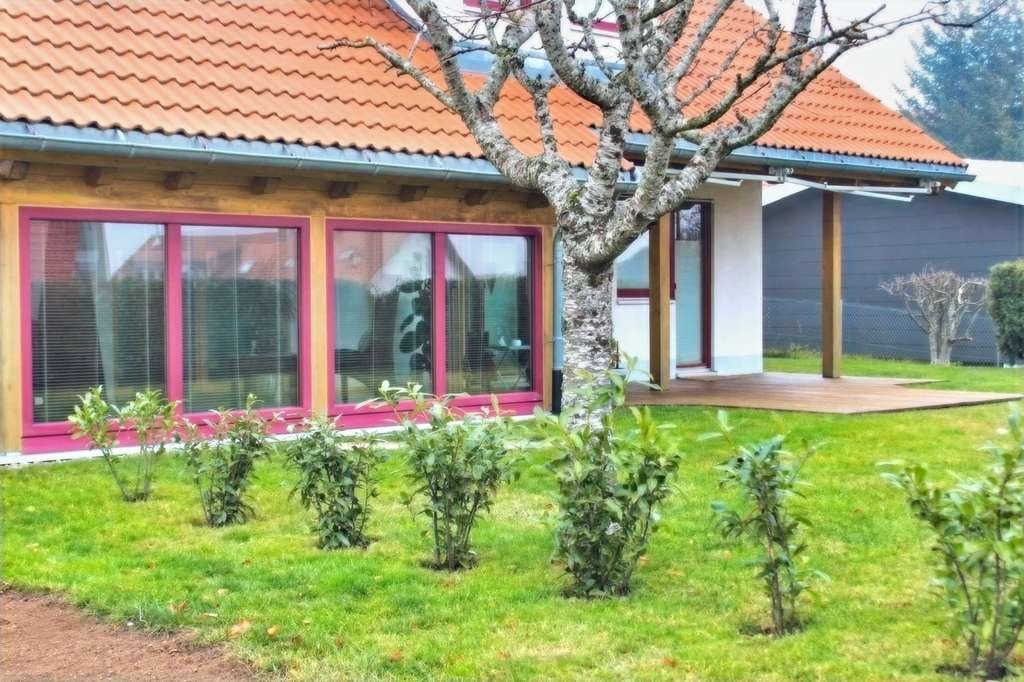Immobilie in Höchenschwand - Schönes Einfamilienhaus aus gesundheitlichen Gründen in Höchenschwand- Attlisberg zu verkaufen! - Bild 2