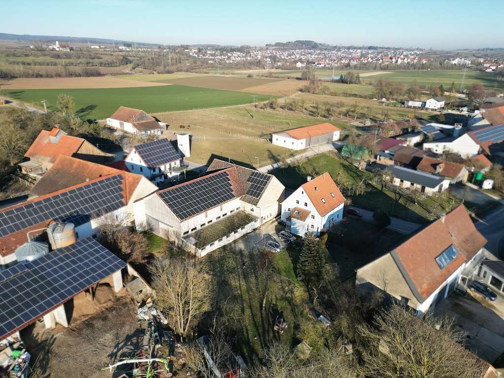 Immobilie in Munderkingen - Großes Areal mit Zweifamilienhaus in Donau Nähe und grüner Umgebung - Bild 1
