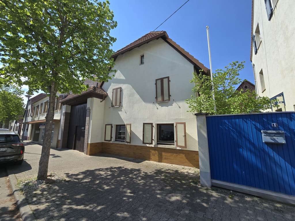 Immobilie in Heuchelheim bei Frankenthal - Vielseitiges Anwesen mit Innenhof, Scheune und großem Potenzial - Bild 1