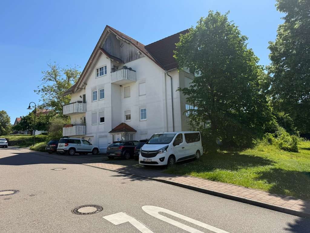 Immobilie in Langenbrettach - 2-Ti-Whg in ruhiger Lage mit Balkon und Autoabstellplatz - Bild 1
