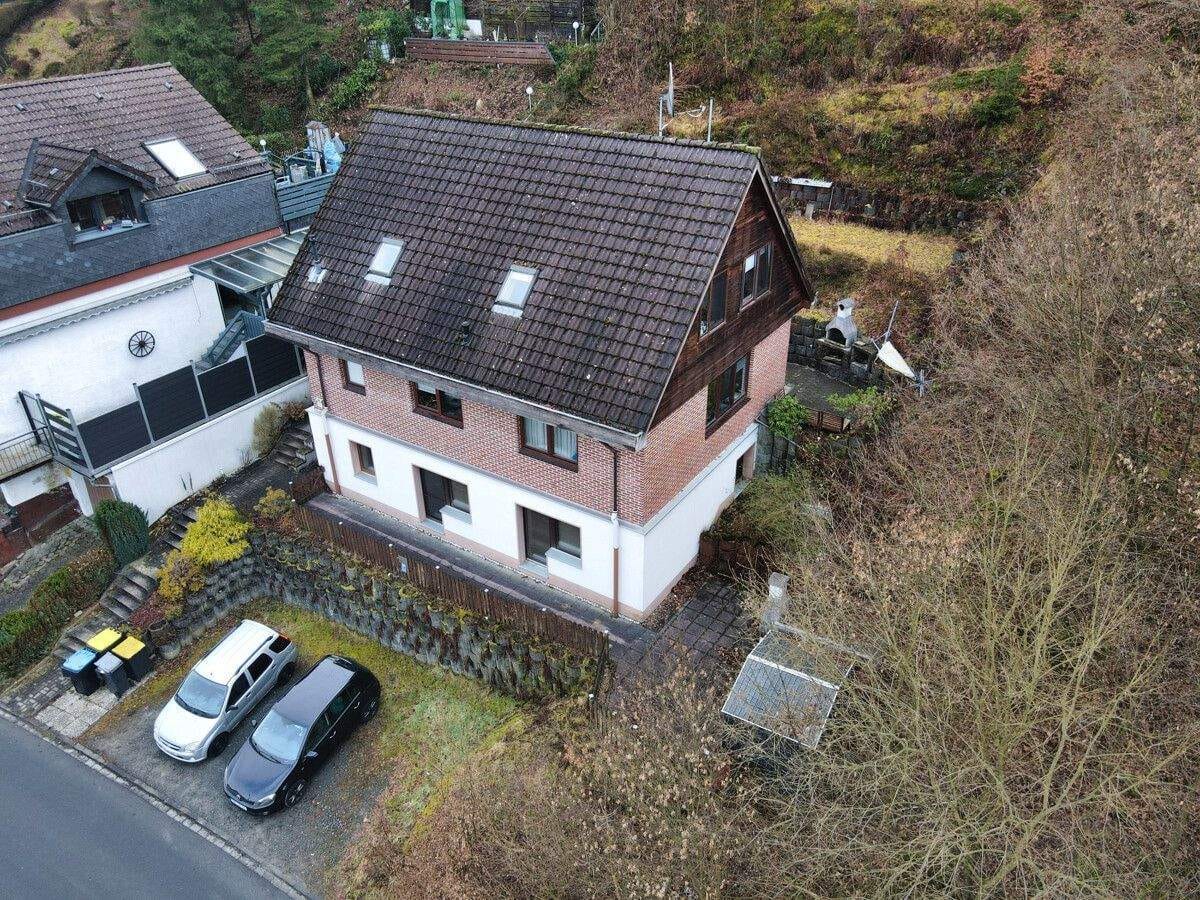 Immobilie in Werdohl - VR IMMO: Mehr Raum fürs Leben - Einfamilienhaus + Einliegerwohnung in begehrter Wohnlage. - Bild 3