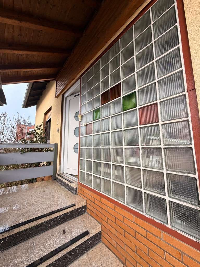Immobilie in Kirchhain - Raumtraum in ländlicher Idylle. Einfamilienhaus mit Ausbaureserve - Bild 1