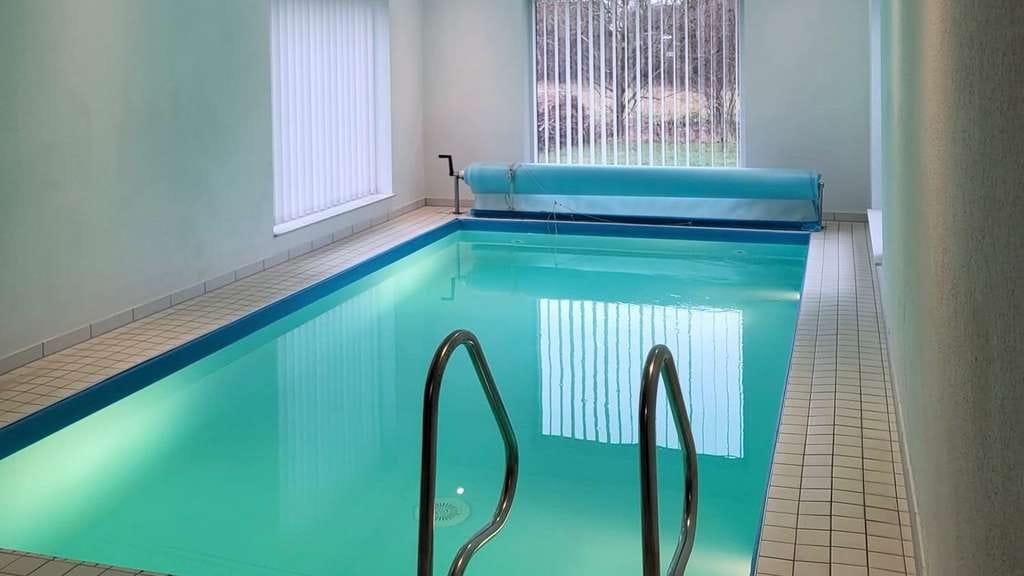 Immobilie in Bastorf - Bungalow mit Indoor-Pool & Sauna - Bild 1