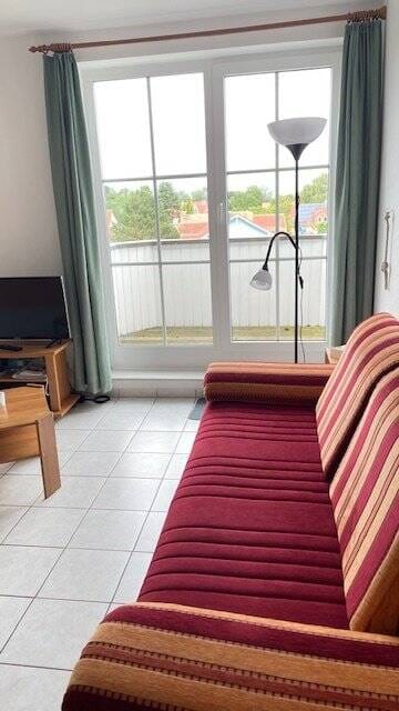 Immobilie in Insel Poel - Die Ostsee vor Augen -Charmante Ferienwohnung im Dachgeschoss mit Balkon - Bild 2