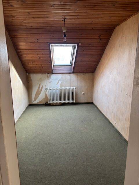 Immobilie in Bischweier - Wohn- Geschäftshaus  mit 2 Garagen + großzügigem Grundstück / Bestandsgebäude mit Sanierungs- oder Neubaupotenzial für Bauträger und Eigennutzer - Bild 4