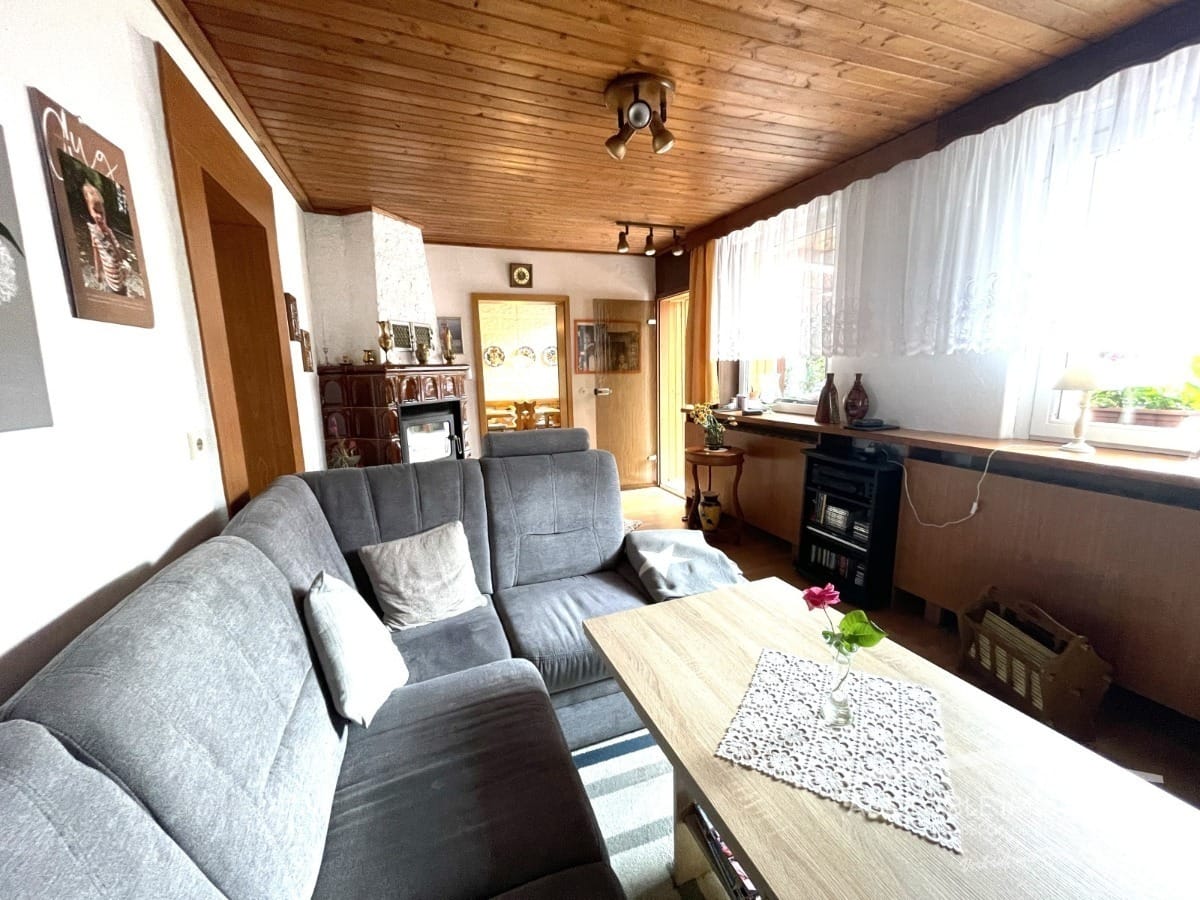 Immobilie in Wandlitz - Einfamilienhaus in Klosterfelde mit Potenzial als Sanierungsprojekt - Bild 1