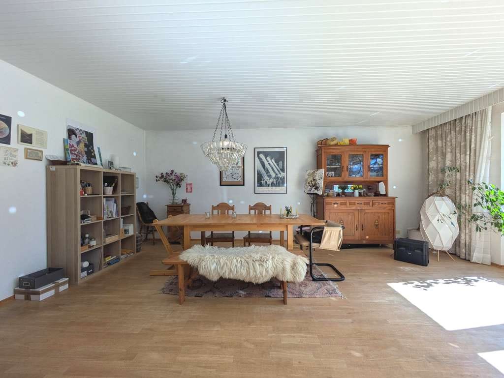 Immobilie in Sauensiek - Schick mit Knick!
Großes Einfamilienhaus mit Vollkeller auf fast 2000 m² im Grünen - Bild 4