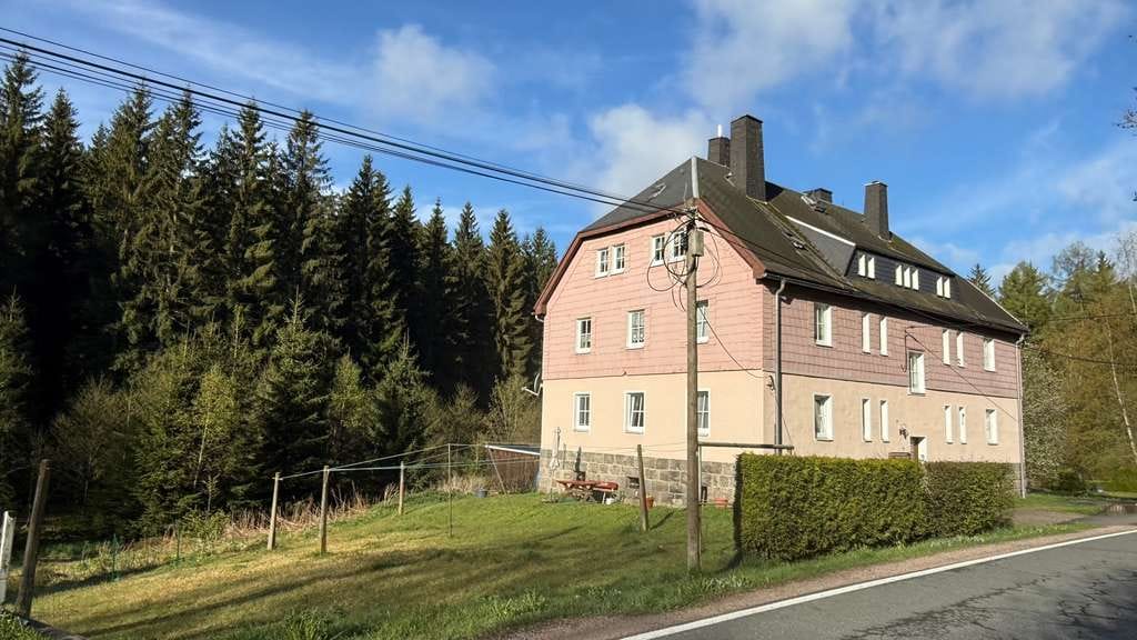 Immobilie in Schönheide - ++ Schapp des Jahres - 12% Rendite - saniertes Mehrfamilienhaus ++ - Bild 0