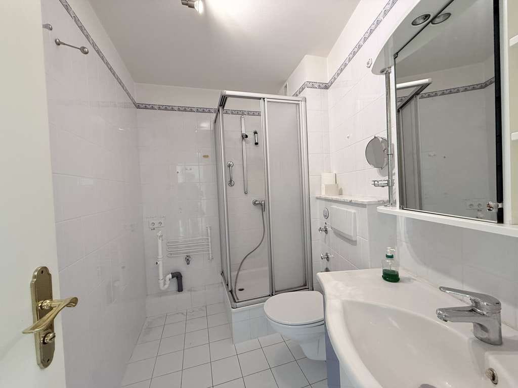 Immobilie in Glücksburg - Ostsee, besonders schöne Lage, 2 Zimmerwohnung mit Balkon und Pkw-Stellplatz, 300 Meter zur Flensbur - Bild 4