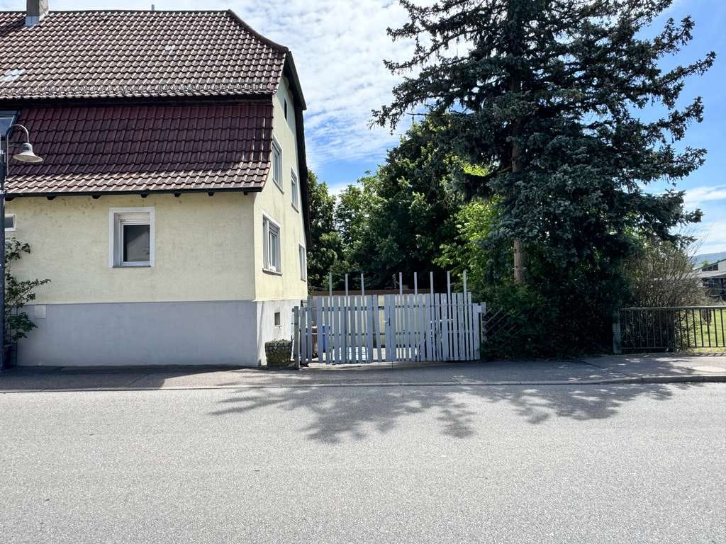 Immobilie in Pfaffenhofen - WENN SIE DAS BESONDERE LIEBEN !! 1-2-Familienhaus mit Scheune und Atelier !! - Bild 3