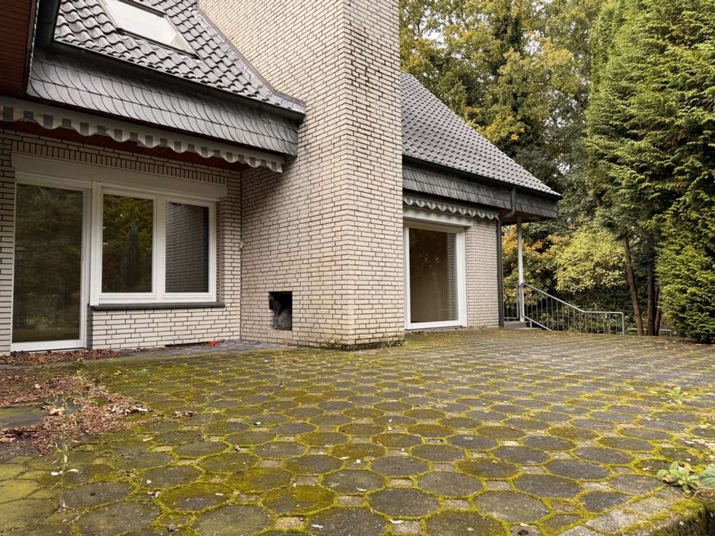 Immobilie in Bösel - Zweifamilienhaus mit parkähnlichem Grundstück in traumhafter Lage in Bösel - Bild 4