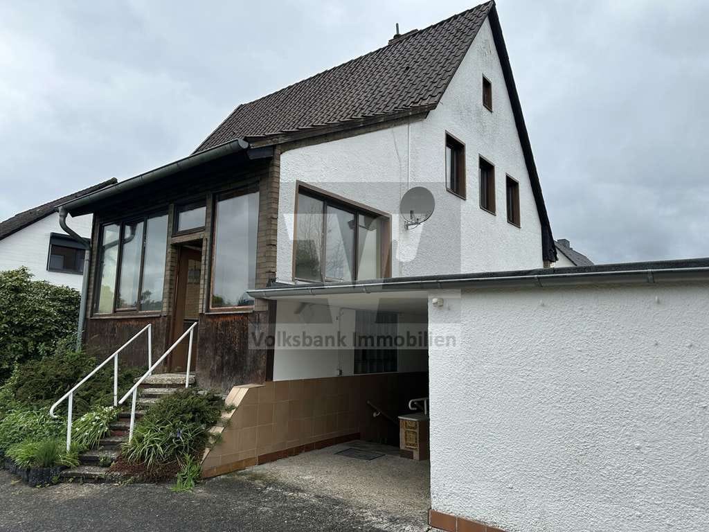 Immobilie in Leiferde - ** Charmantes Einfamilienhaus in ruhiger Lage mit großem Garten und Pool ** - Bild 1
