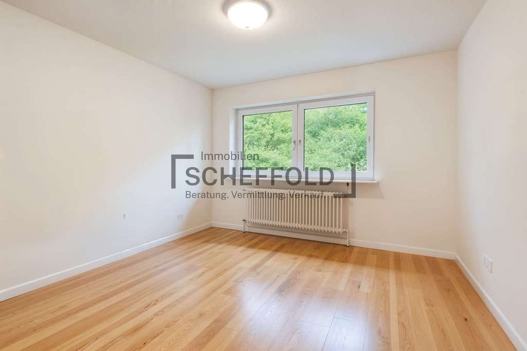 Immobilie in Ehingen (Donau) - Stilvolles Architektenhaus! Großzügiges Einfamilienhaus mit Einliegerwohnung und traumhaftem Garten - Bild 3