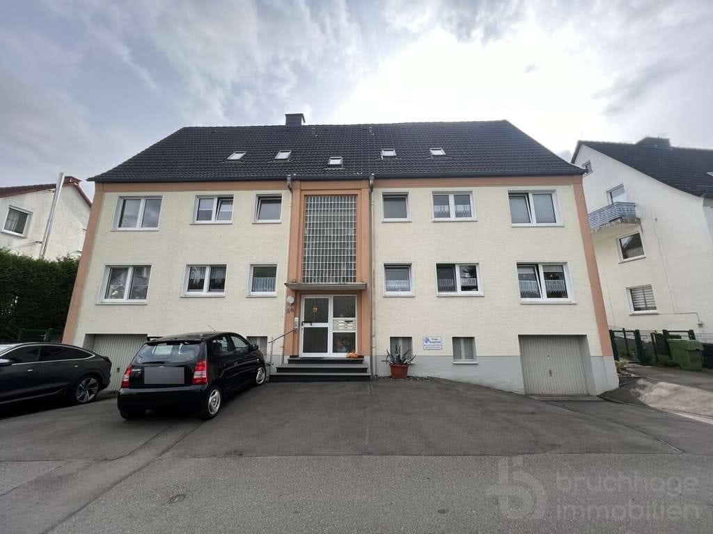 Immobilie in Kierspe - Ruhiges Mehrfamilienhaus in Kierspe – jetzt direkt informieren und mehr erfahren. - Bild 1