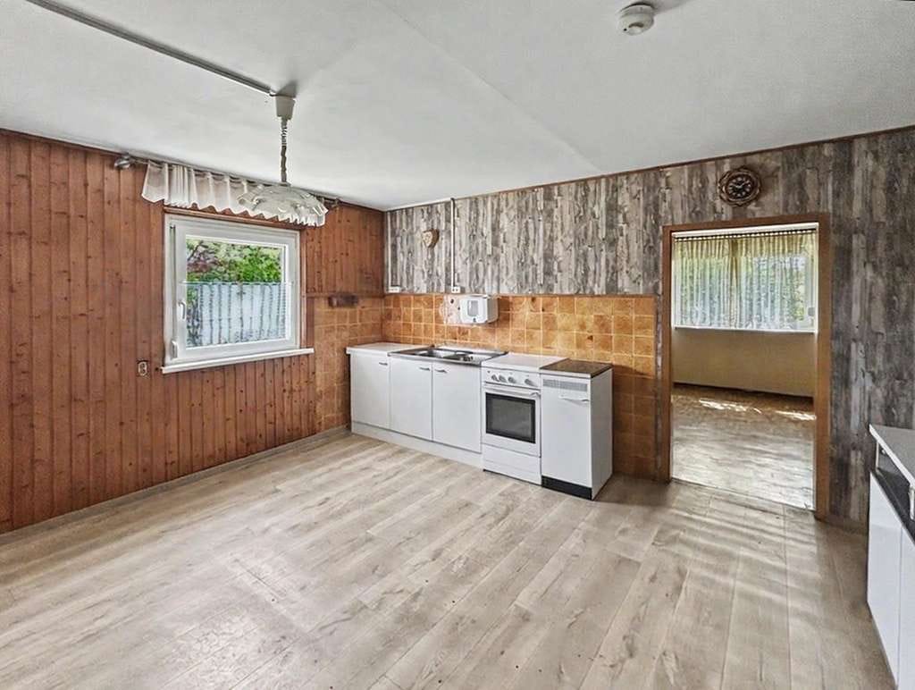 Immobilie in Roth - Einfamilienhaus in Roth: Familienfreundliches Zuhause mit flexiblem Raumkonzept - Bild 3