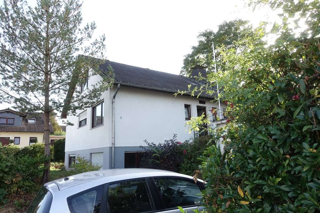 Immobilie in Idstein - Einfamilienhaus mit Einliegerwohnung (eigener Eingang) ca. 250 m² Wohnfläche - Bild 3