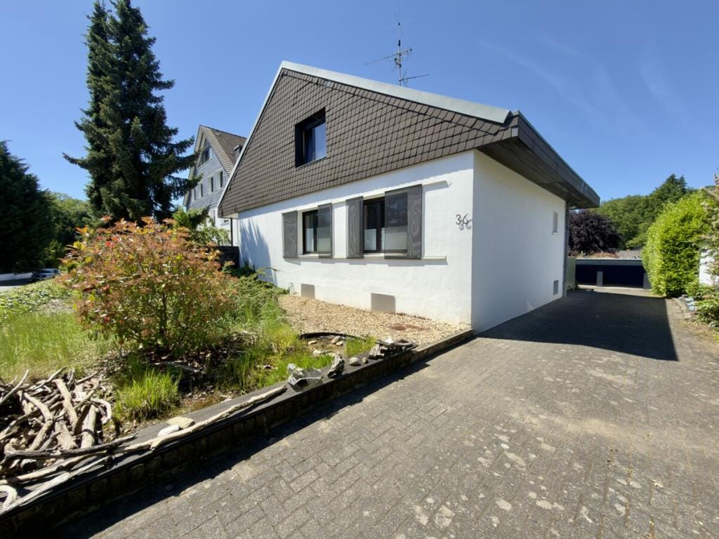 Immobilie in Bergisch Gladbach - Mehrfamilienhaus in Bergisch Gladbach - Bild 1