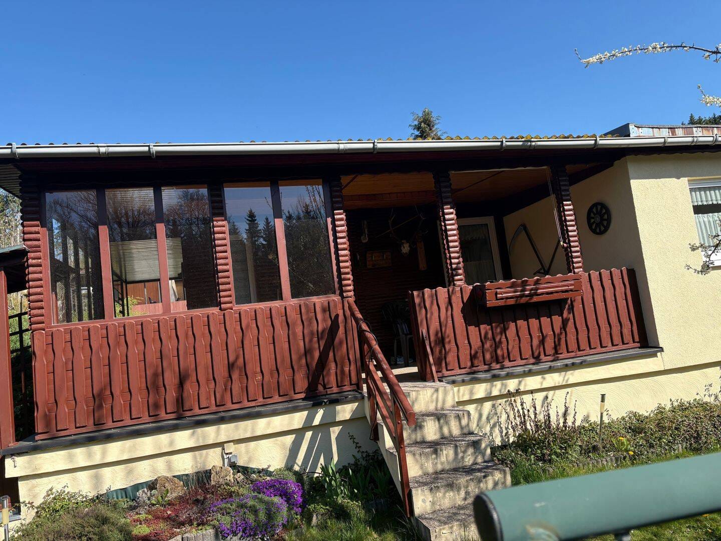 Immobilie in Georgenthal - +++ ACHTUNG ++ Einmaliges Angebot ++ WOHNBUNGALOW ++ in Georgenthal ++ mit Einbauküche ++ - Bild 1