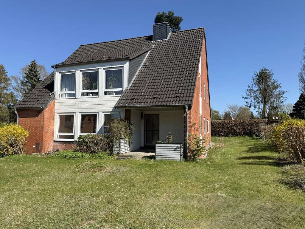 Immobilie in Malente - Großes Wohnhaus mit vielen Nutzungsmöglichkeiten, Bad Malente - Bild 2