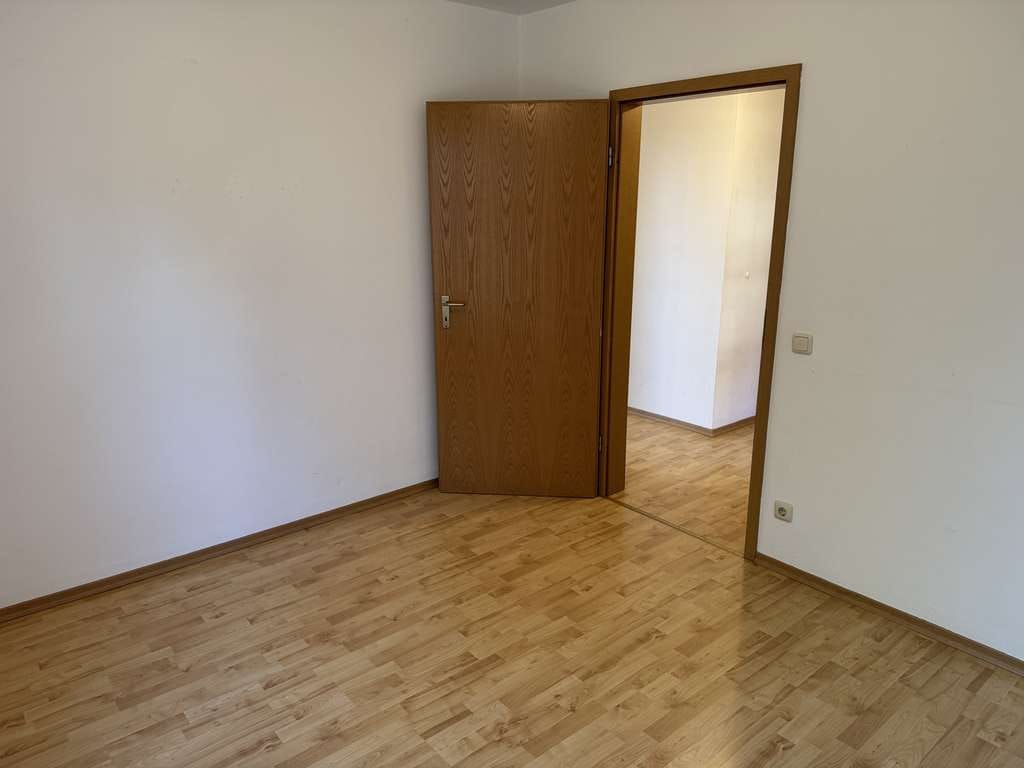 Immobilie in Pfaffenhofen an der Ilm - Helle komfortable 2-Zimmer-Wohnung mit privatem Garten, Terrasse und Tiefgarage - Bild 3