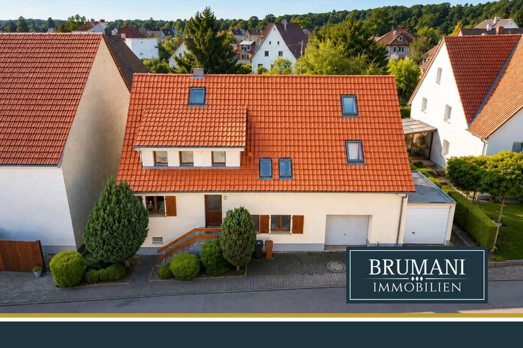 Immobilie in Bad Dürrheim - BRUMANI | Freistehendes Einfamilienhaus mit großem Garten, Garage und ruhiger Lage in Unterbaldingen - Bild 0
