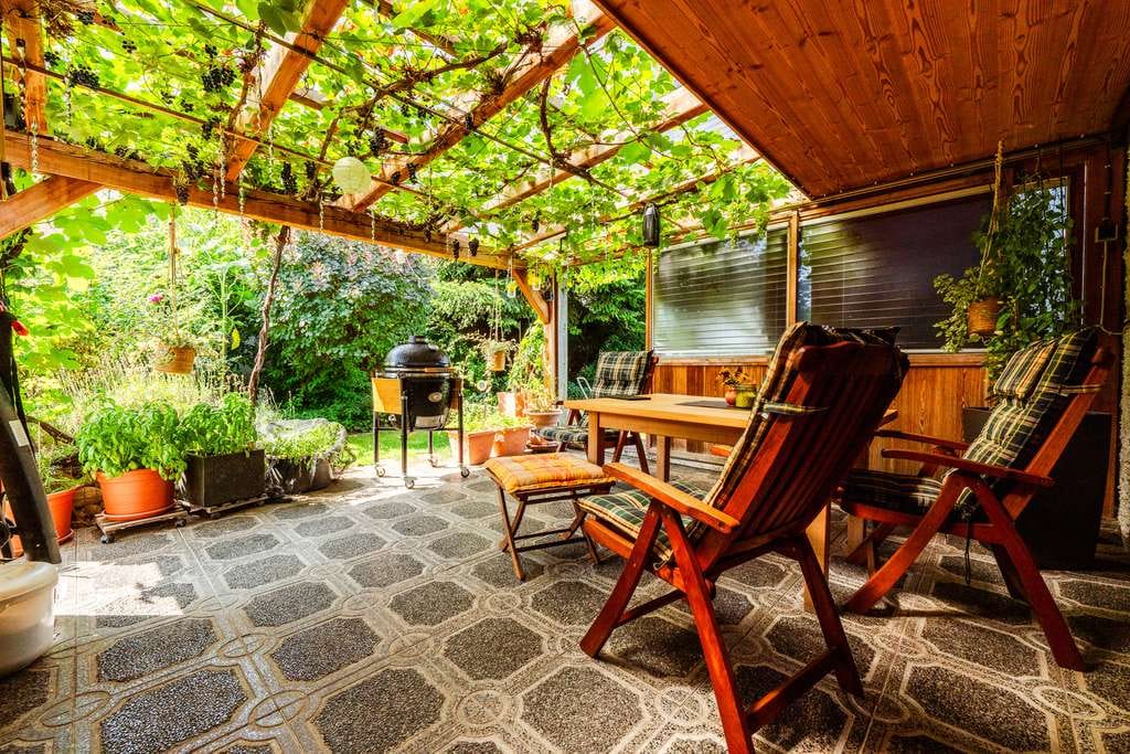 Immobilie in Odelzhausen - Einfamilienhaus - Juwel in Sittenbach (Odelzhausen) mit eingewachsenem Garten und Pool - Bild 4