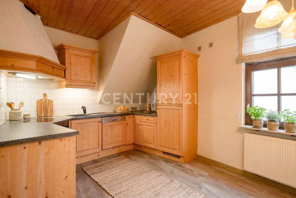 Immobilie in Schifferstadt - PROVISIONSFREI!!! Großzügige Obergeschosswohnung mit Garage im modernen Zweifamilienhaus - Bild 2