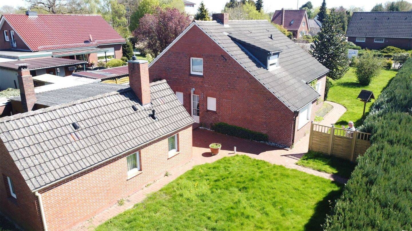 Immobilie in Westoverledingen - Gepflegtes wohnen in zentraler Lage gemütliches Fehnhaus in Ihrhove - Bild 2
