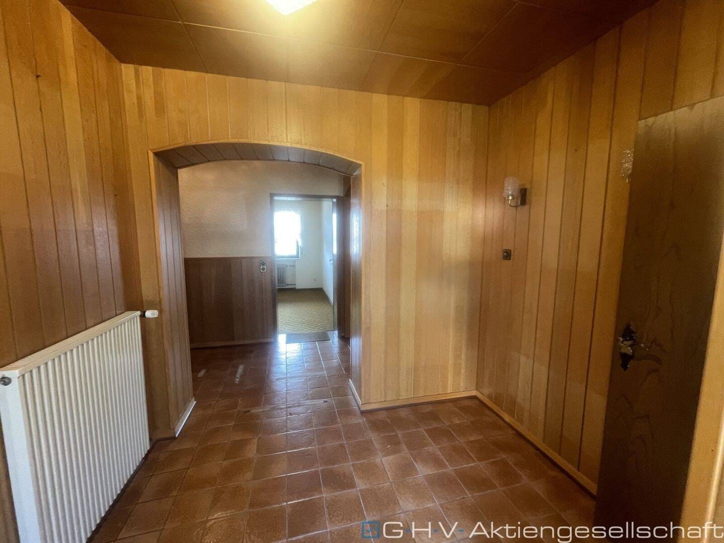 Immobilie in Nonnweiler - großzügiges EFH mit Einliegerwohnung und phantastischer Aussicht - Bild 2