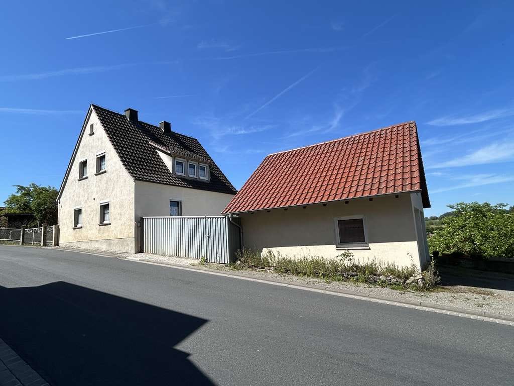 Immobilie in Steinfeld - Charmantes Einfamilienhaus in Steinfeld – Mit Liebe modernisieren und ankommen - Bild 1