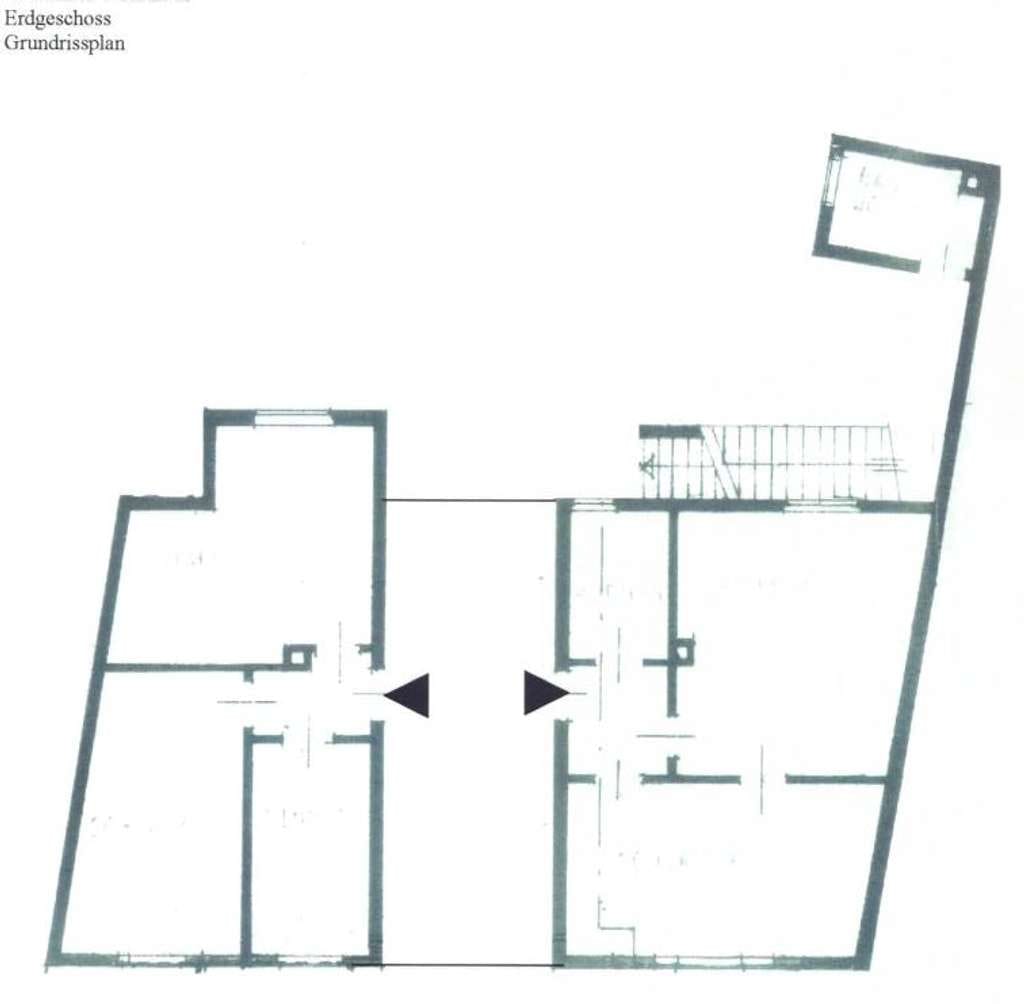 Immobilie in Hockenheim - Renovierungsbedürftiges 12-Zimmer Reihenhaus in Hockenheim - Bild 2