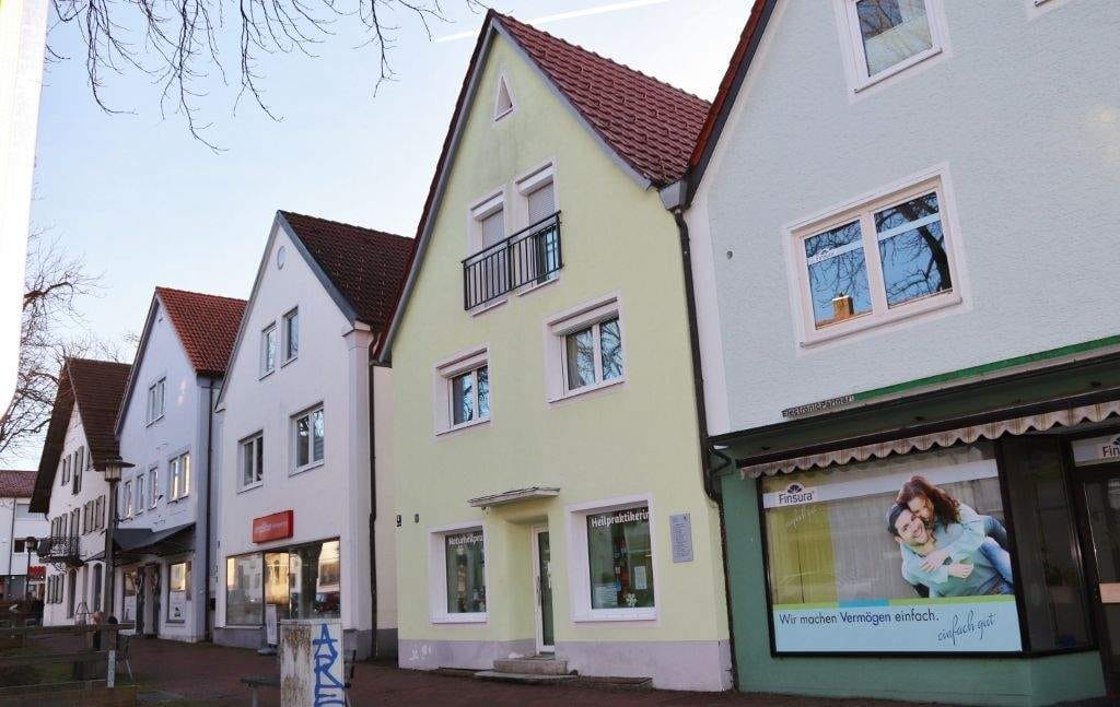 Immobilie in Obergünzburg - Saniertes Wohn- und Geschäftshaus mit Garage im Zentrum von Obergünzburg mit Renditepotential 4,7 % - Bild 2