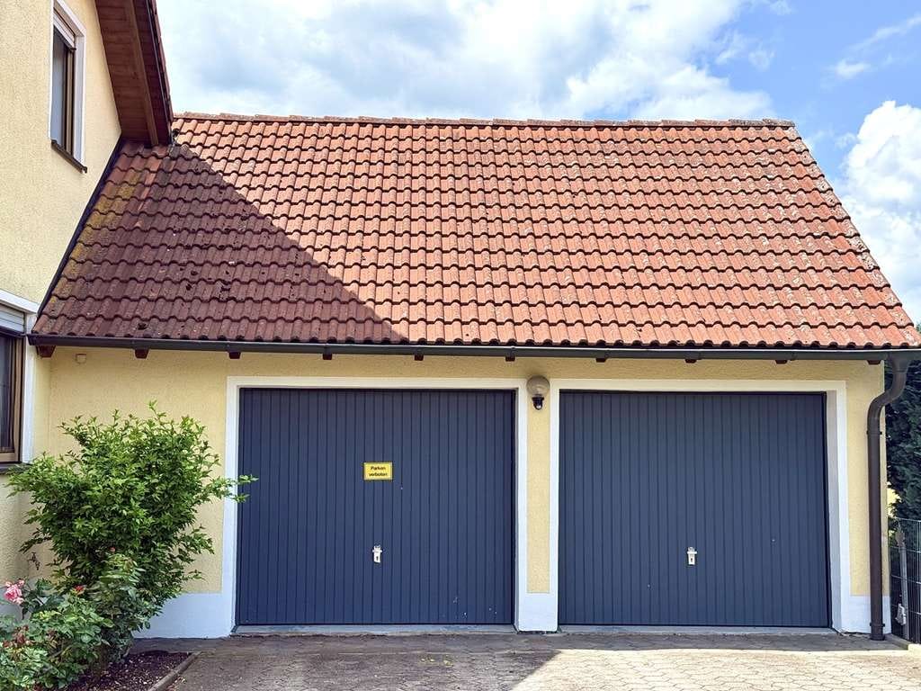 Immobilie in Untermeitingen - Extravagantes Haus mit zwei Wohnungen, Wintergarten, Terrasse und Garage in Untermeitingen zu kaufen - Bild 2