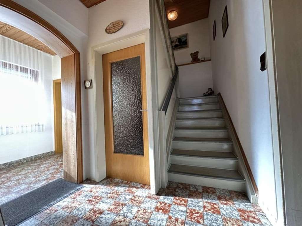 Immobilie in Malsfeld - Naturliebhaber mit handwerklichem Geschick gesucht! Bauernhaus mit Scheune und Garten - Bild 4