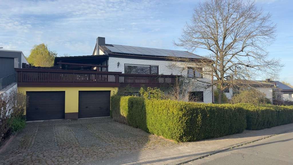 Immobilie in Winnweiler - Einfamilienhaus in Winnweiler – großzügiges Wohnen mit hoher Lebensqualität - Bild 1
