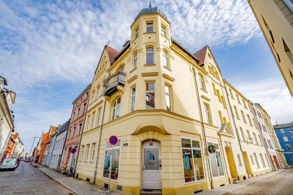 Immobilie in Stralsund - Vermietete Erdgeschosswohnung mit Terrasse in der Altstadt Stralsund - Bild 1