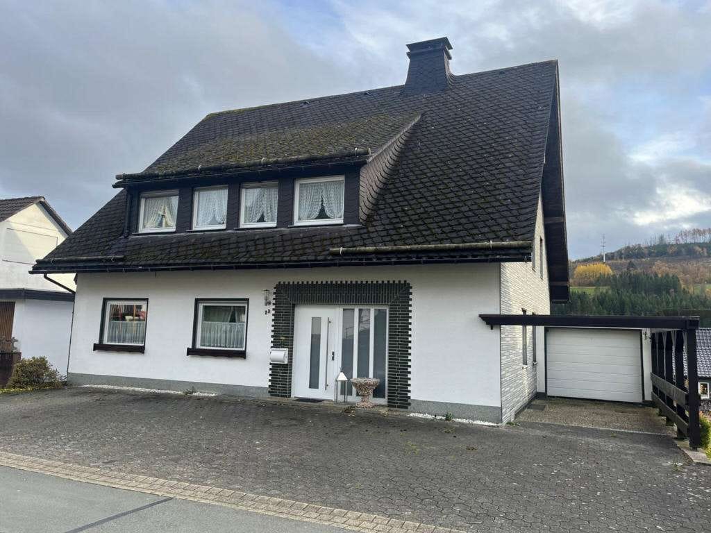 Immobilie in Winterberg - / Viel Platz für die ganze Familie! - Bild 0