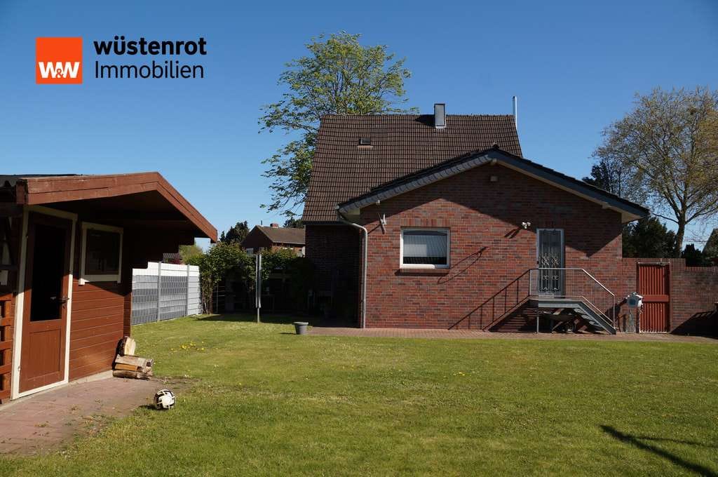 Immobilie in Vreden - Charmantes Einfamilienhaus mit Potenzial auf großem Kaufgrundstück - Bild 2