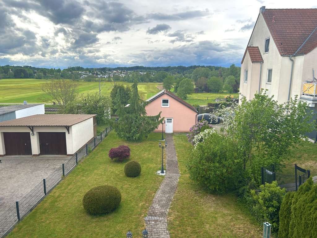 Immobilie in Diedorf - Freistehendes Einfamilienhaus in Diedorf mit PV, Doppelgarage & 3 Wohneinheiten-Potenzial - Bild 4