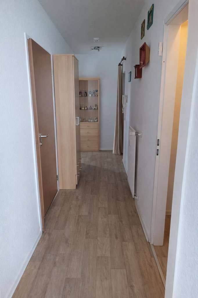 Immobilie in Hannover - Charmante 2-Zimmer-Wohnung mit Balkon - attraktive Gelegenheit für Anleger - Bild 2