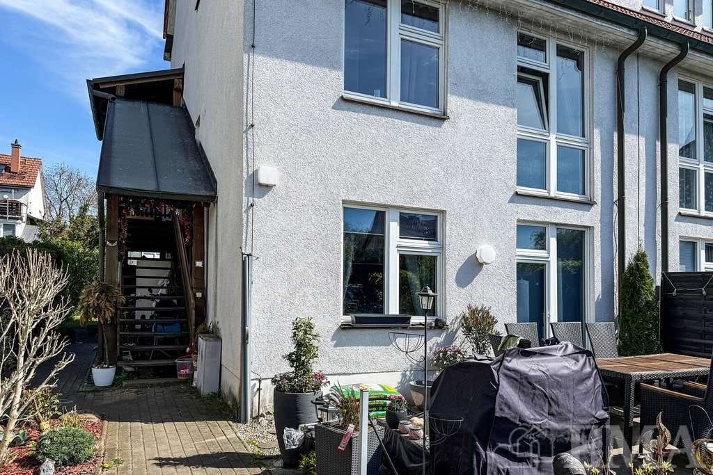 Immobilie in Brieselang - Attraktive Doppelhaushälfte mit zwei vermieteten Maisonettewohnungen - Bild 1