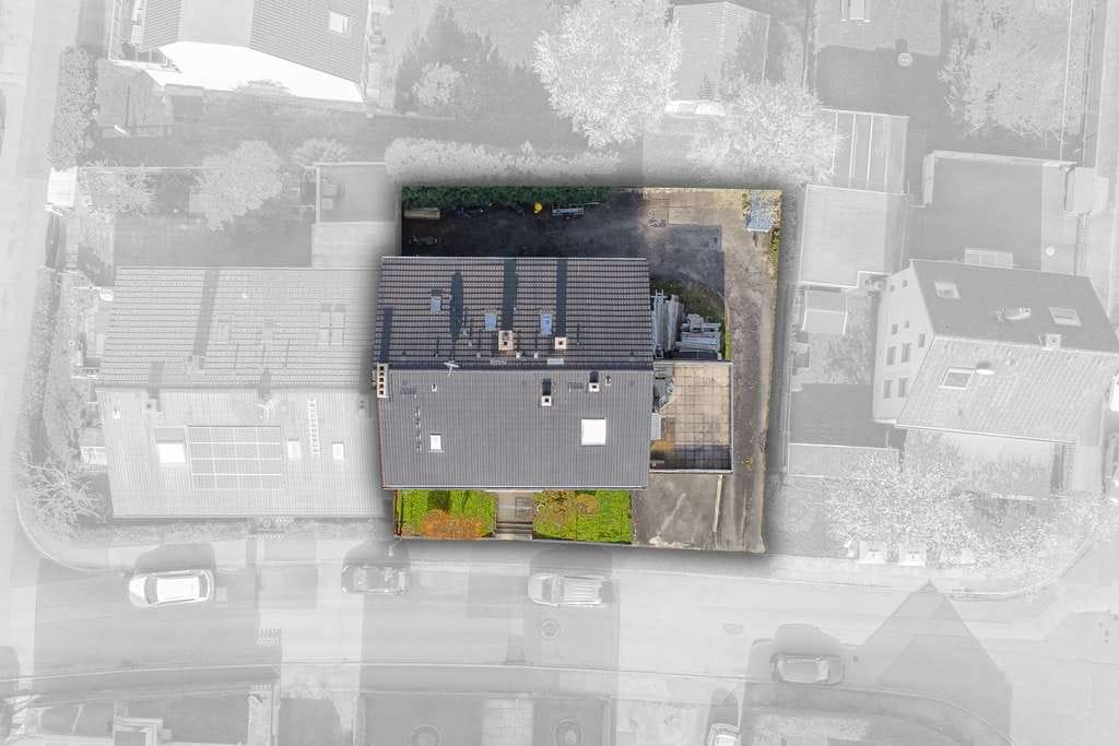 Immobilie in Witten - 5 Einheiten – 4 Garagen – Dachterrasse – modernisiert - Bild 3