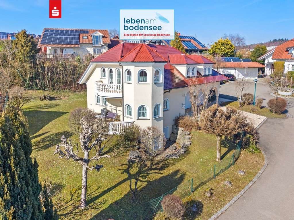 Immobilie in Daisendorf - Exklusiv Wohnen - in ruhiger und sonniger Lage
attraktives Einfamilienhaus mit Seesicht - Bild 0
