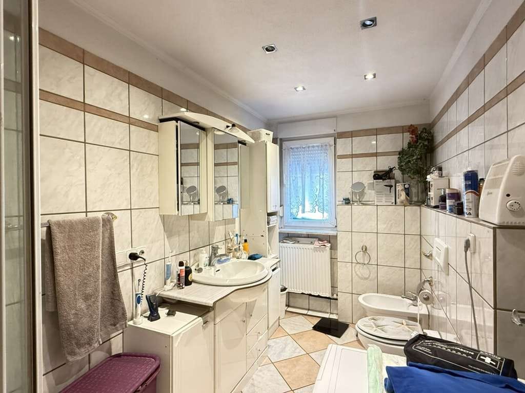 Immobilie in Schwaigern - Einfamilienhaus mit großem Grundstück in Massenbach - Bild 4