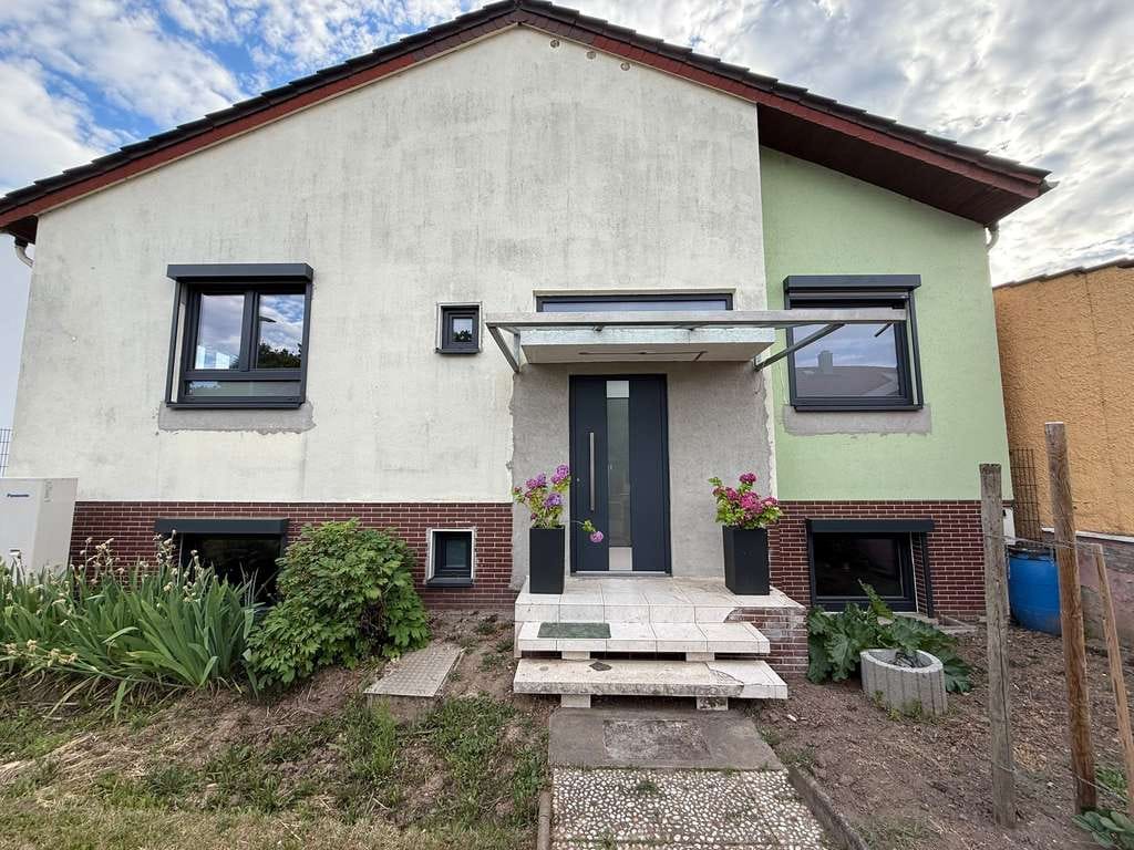 Immobilie in Mörstadt - Kernsanierter Freistehender Bungalow in Mörstadt - Bild 1