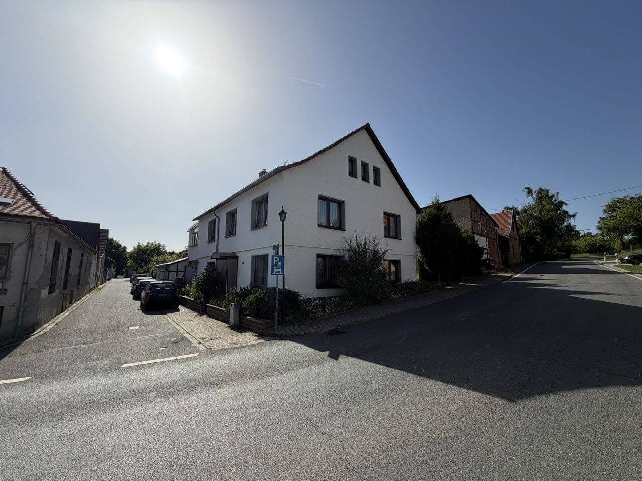 Immobilie in Bad Sulza - Großzügiges Zweifamilienhaus mit schönem Garten! Zwei Wohnungen, zwei Eingänge, ein Haus! - Bild 4