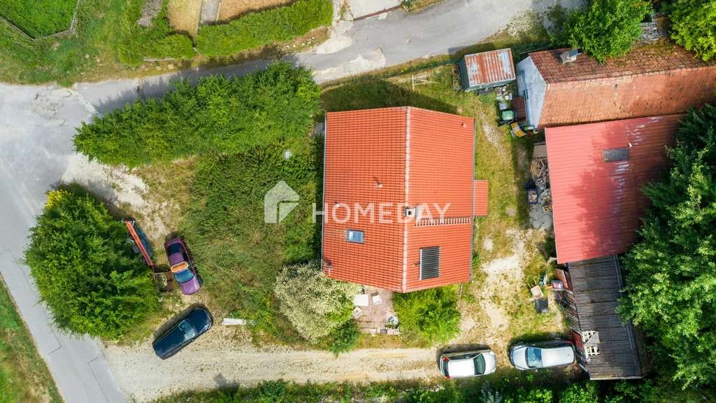 Immobilie in Rudelzhausen - Renoviertes Einfamilienhaus mit Garten, Terrasse & ländlichem Flair auf 899 m² Grundstück - Bild 1