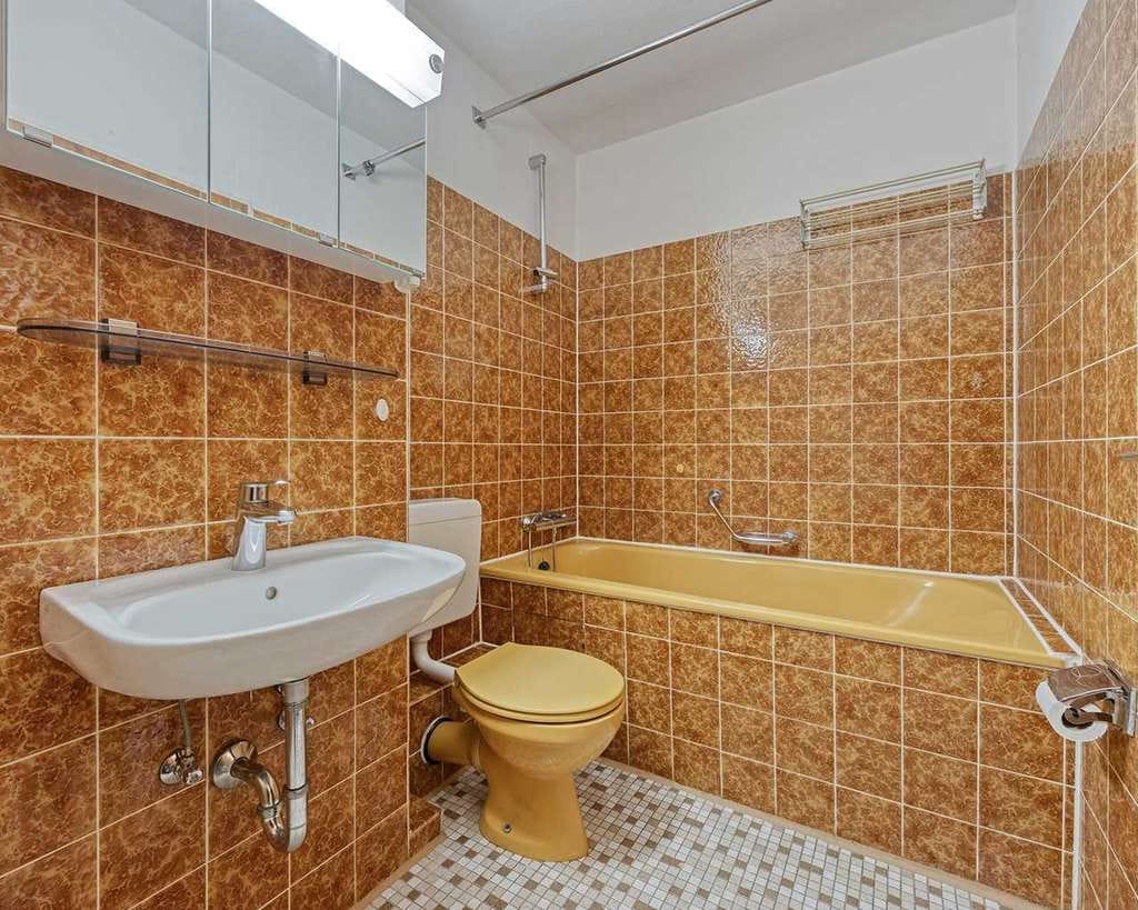 Immobilie in Hilden - 4-Zimmer-Wohnung mit zwei Loggien, Aufzug  und  Tiefgaragenstellplatz in Hilden - Bild 3