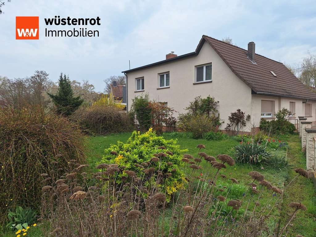Immobilie in Osternienburger Land - Wohnen mit Perspektive in Wulfen – Einfamilienhaus mit Garten, Garage und Raum für Ihre Ideen - Bild 0