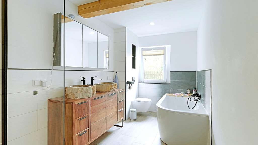 Immobilie in Ditfurt - Modern saniert & stilvoll - Bild 2